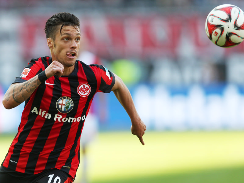 Wie lange wird er noch das Adler-Trikot tragen? Frankfurts Angreifer Vaclav Kadlec.