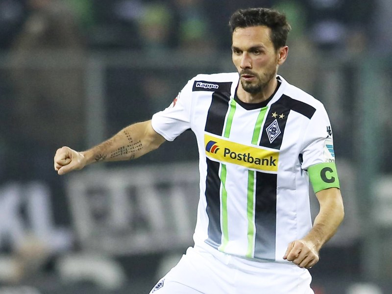 Kurzarbeiter: Gladbachs Kapitän Martin Stranzl kam gegen Köln für Sekunden zum Einsatz.