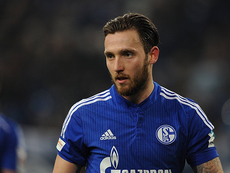 Marco Höger kehrte am Montag in das Training zurück und steht Schalke in Hamburg zur Verfügung.