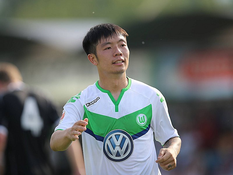 Will sich durchbeißen - beim VfL Wolfsburg wie mit der deutschen Sprache: Xizhe Zhang.
