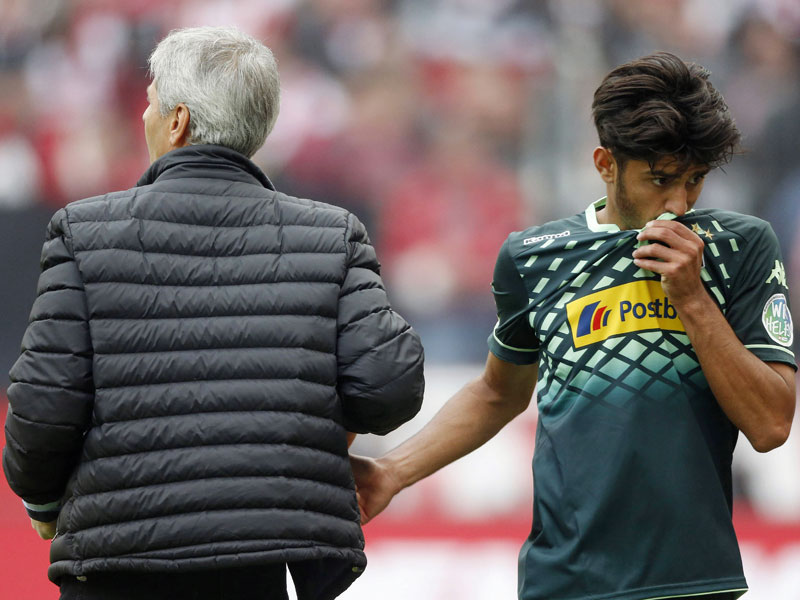 Letzter gemeinsamer Auftritt: Gladbachs Trainer Lucien Favre und Dahoud.