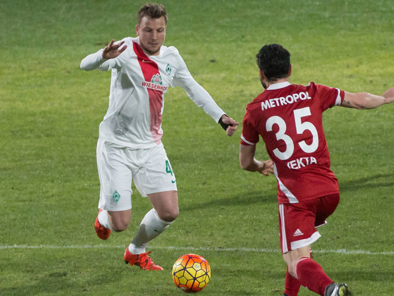 Philipp Bargfrede gegen Yekta Kurtulus