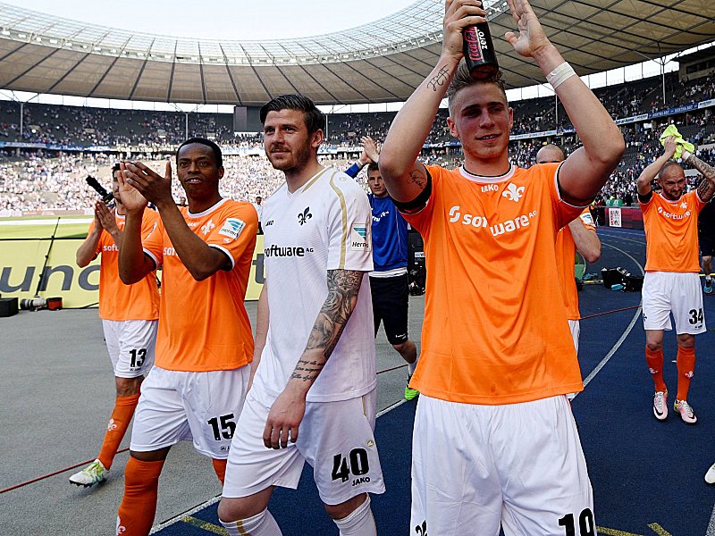 Am Samstag auch auf dem Feld mittendrin: Torwart Lukasz Zaluska (M.).