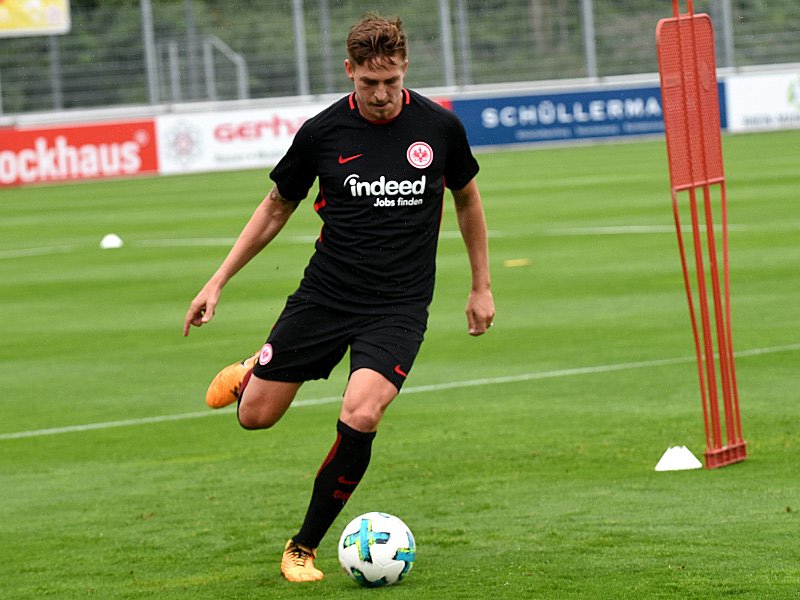Bastian Oczipka