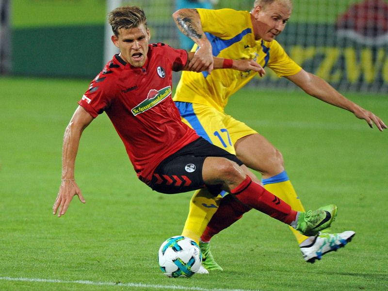 Nicht zufrieden mit dem knappen 1:0 gegen Domzale: Florian Niederlechner.