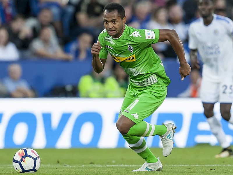 Fiebert dem Start entgegen: Mönchengladbachs Raffael.
