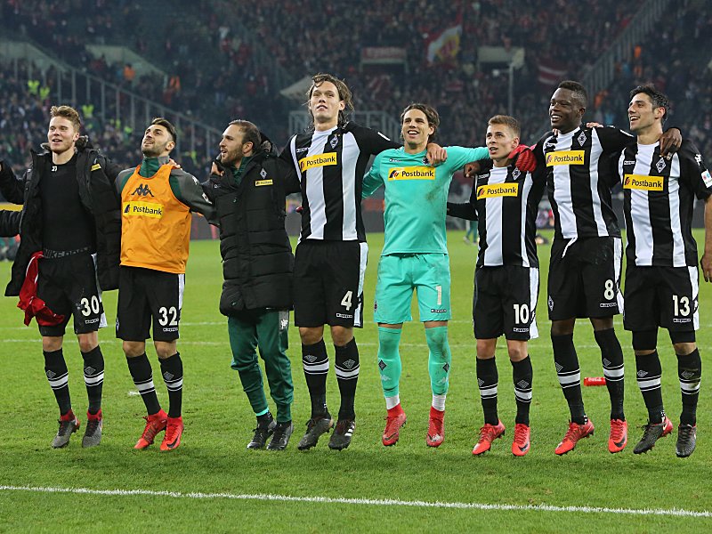 Hatten nach dem 2:1-Erfolg gegen den FC Bayern allen Grund zur Freude: die Spieler von Borussia Mönchengladbach.