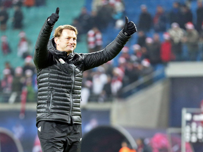 Seine Trainerkarriere ging bislang stets bergauf: Ralph Hasenhüttl.