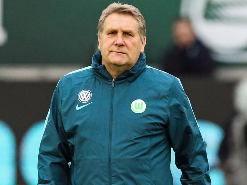 Weiter im Trainerteam von Andries Jonker: Ton Lokhoff.