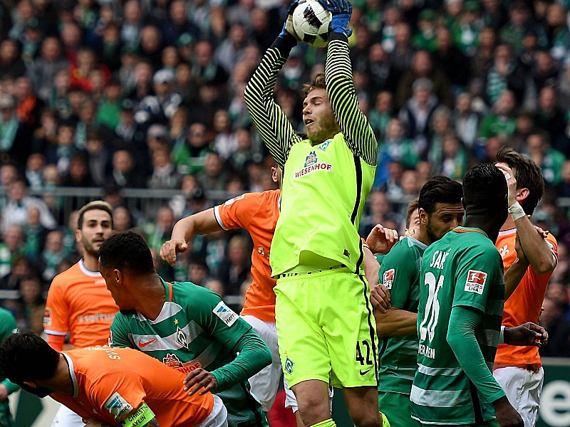 Alles im Griff: Werder-Torwart Felix Wiedwald.