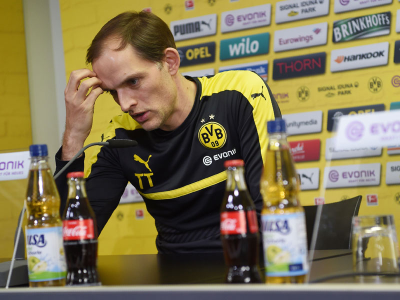 "Wir wollen keine Alibis und keine Entschuldigungen, aber...": Thomas Tuchel am Freitag in Dortmund.