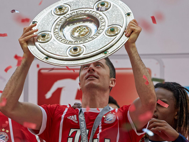 Für seine Kollegen der beste Spieler der Rückrunde: Robert Lewandowski.