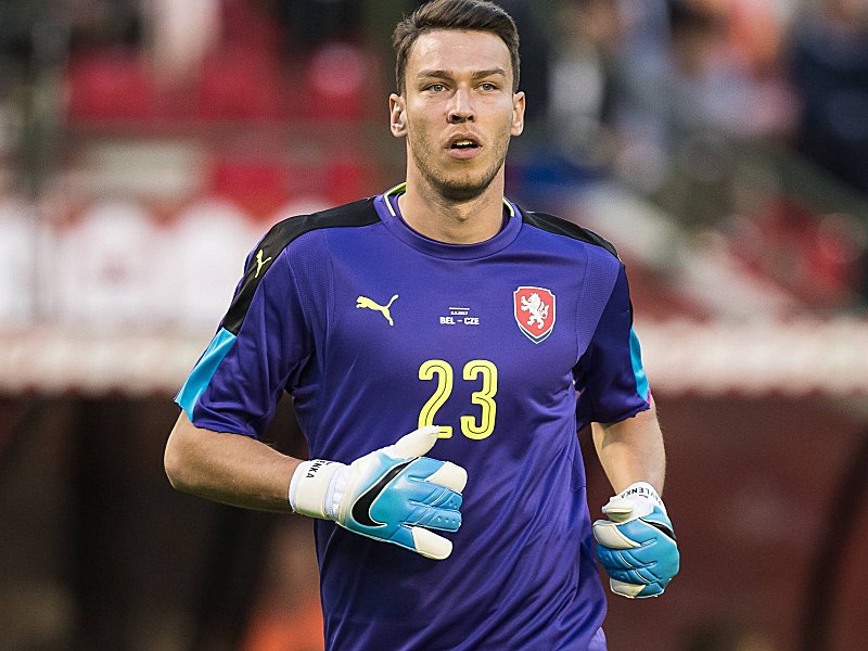 Der tschechische Nationalkeeper Jiri Pavlenka steht auf der Wunschliste Werder Bremens ganz oben.