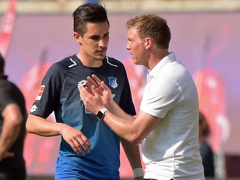 "Wir wissen nicht genau, woran es liegt": Hoffenheims Trainer Julian Nagelsmann (re.) und Benjamin Hübner.