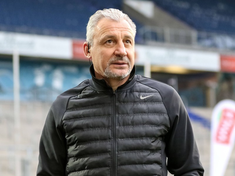 Pavel Dotchev