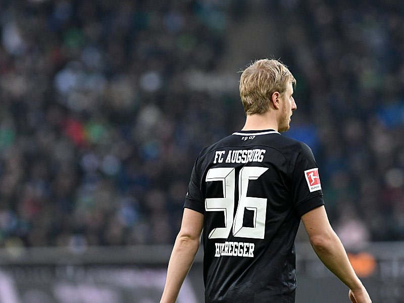 Ausgeschlossen: Martin Hinteregger trainiert vorerst alleine.