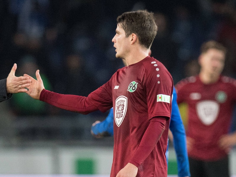 Sagt tschüss: Hannovers Pirmin Schwegler.