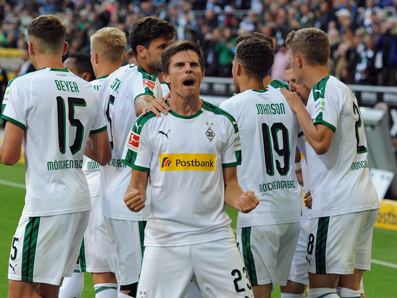 Torschütze am Samstagabend: Jonas Hofmann (Mitte) traf gegen Leverkusen per Elfmeter.