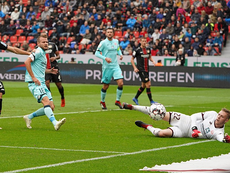 Er stand in Hälfte eins mehrfach im Fokus: Mainz' Keeper Florian Müller.
