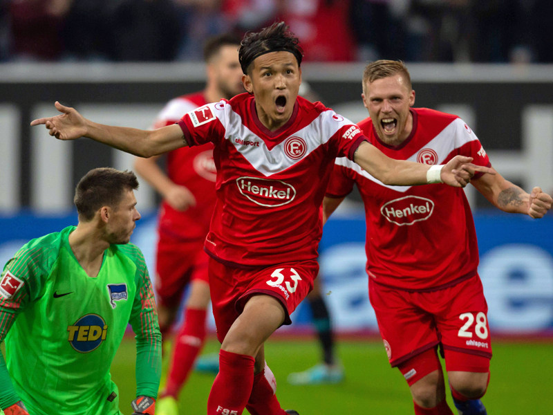 Da war es passiert: Düsseldorfs Takashi Usami besorgte das Führungstor.