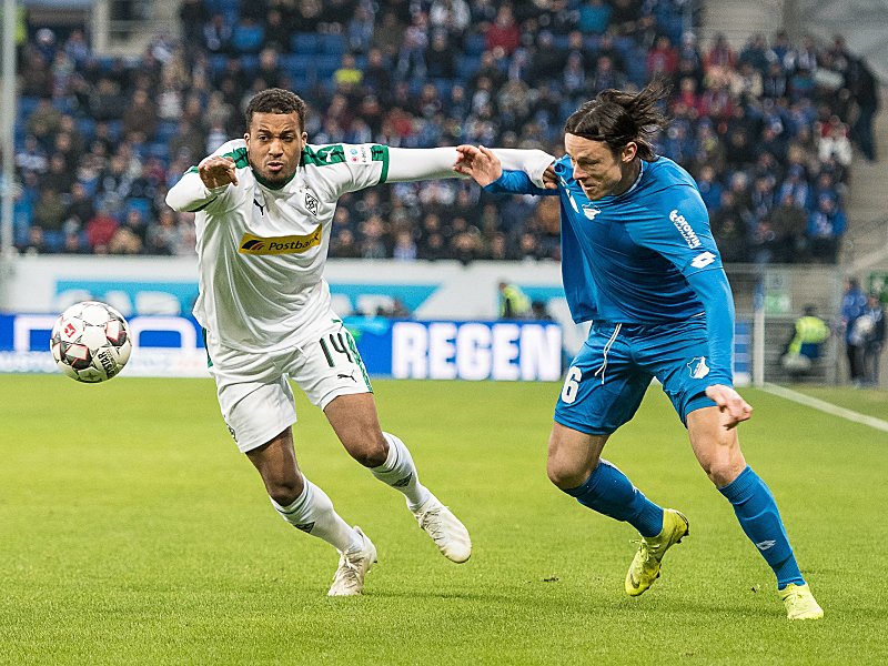 Alassane Plea, Nico Schulz (re.)