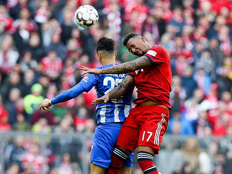 Augen zu und Luftduell: Davie Selke (li.) und Jerome Boateng.