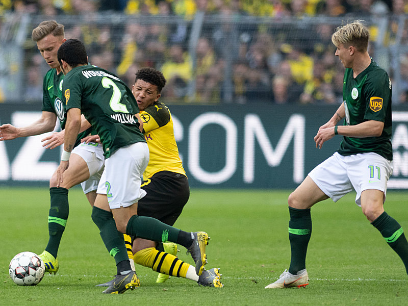 Kein Durchkommen: Jadon Sancho und Co. blieben reihenweise an der Wolfsburger Abwehr hängen.