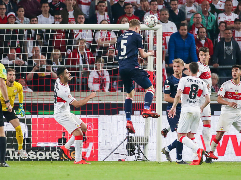 Abgehoben: Marvin Friedrich traf zum wichtigen 2:2.