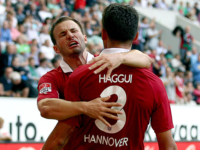 Huszti jubelt mit Torschütze Haggui