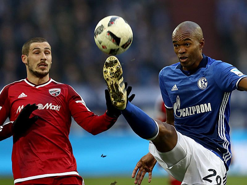 Mathew Leckie (l.), Naldo