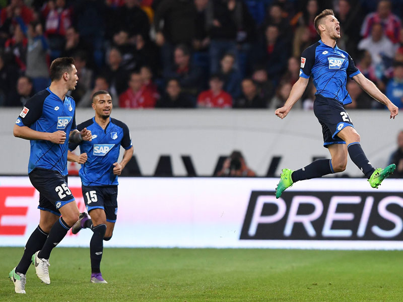 Jubelsprung: Hoffenheims Matchwinner Andrej Kramaric (re.).
