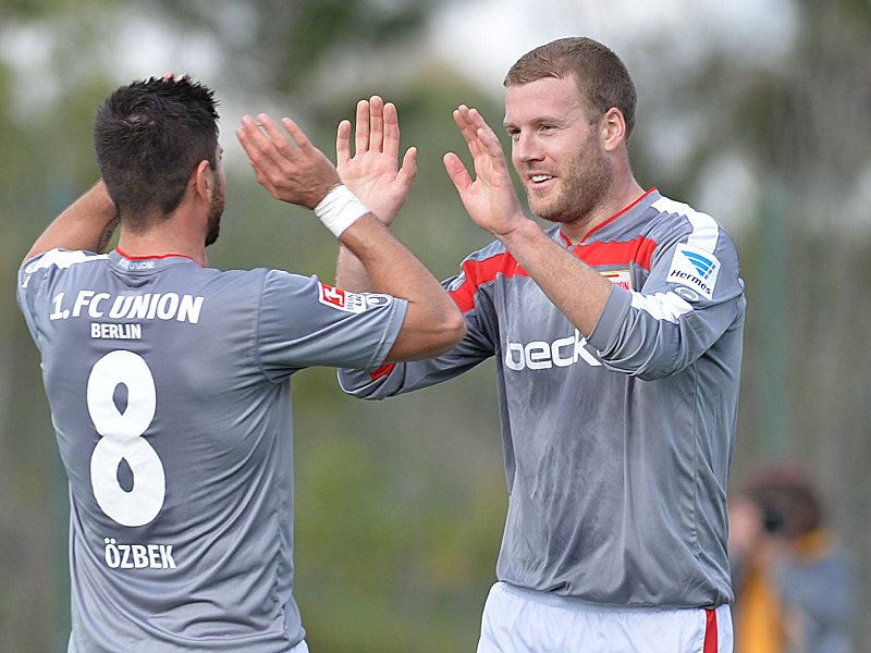 Gehören wieder dem Kader an: Baris Özbek und Adam Nemec.