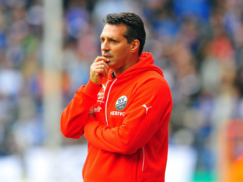 Nur ein Punkt aus vier Spielen, die defensive Stabilität ist verloren gegangen: Alois Schwartz muss sein Team aufrichten.