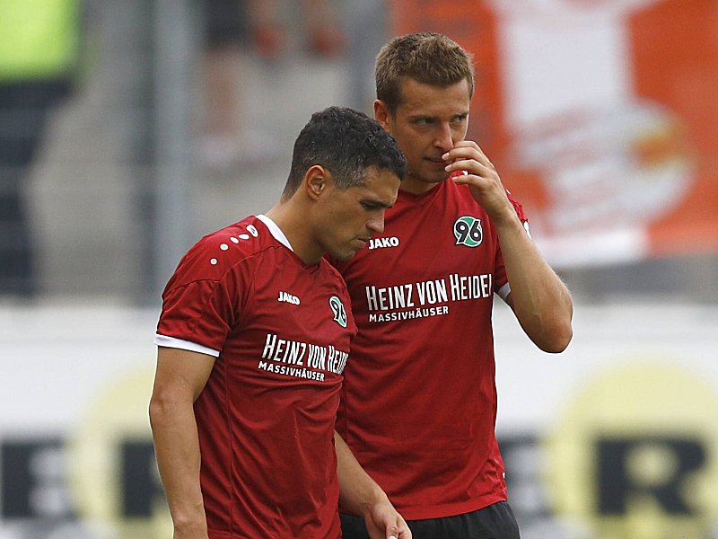 Manuel Schmiedebach und Artur Sobiech (re.)