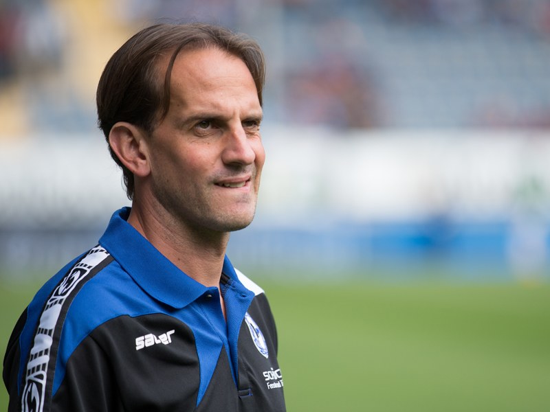 Zufrieden mit der Leistung seiner Elf: Bielefeld-Coach Rüdiger Rehm.