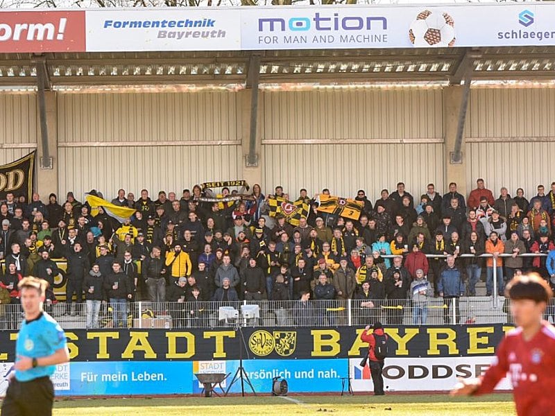 Dynamo-Fans in Bayreuth