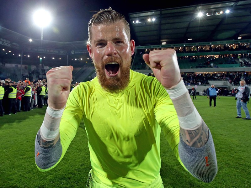 Wieder erstklassig: Torwart Timo Horn und der 1. FC Köln sind zurück in der Bundesliga.
