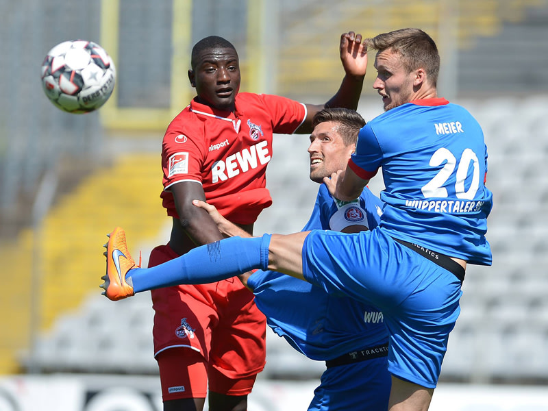 Sehrou Guirassy (li.) besorgte die zwischenzeitliche Führung für den 1. FC Köln.