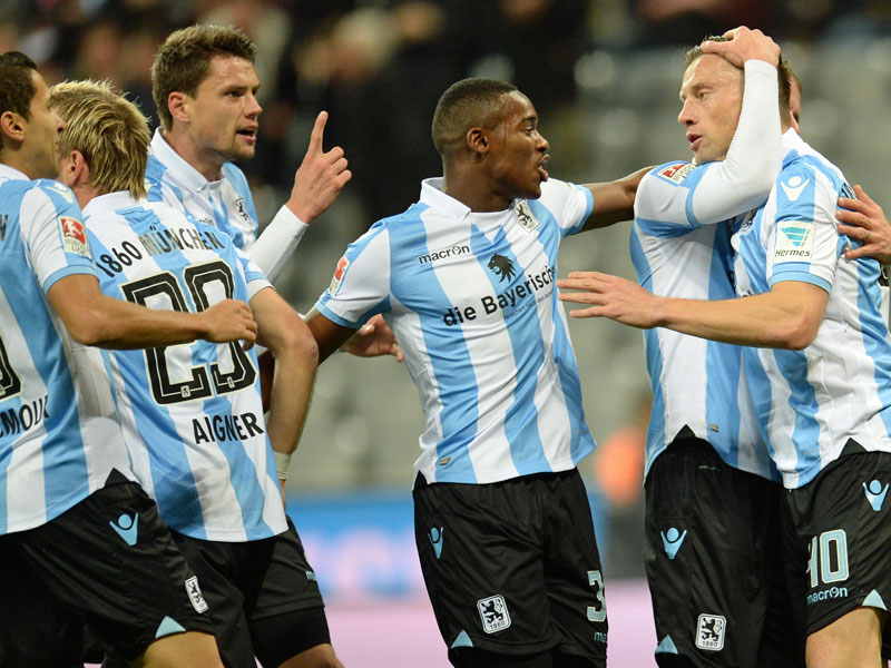 Löwen im Freudentaumel: Ivica Olic (re.) hat 1860 München gegen Lautern in Front geschossen.