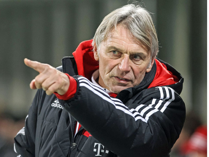 Großer Erfahrungsschatz: Co-Trainer Rainer Ulrich hat einen geschulten Blick für gute Kicker.