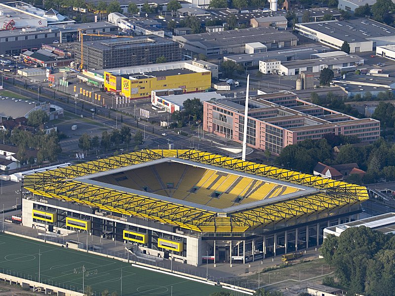Wurde von der Stadt in Aachen gekauft: Das Tivoli-Stadion.