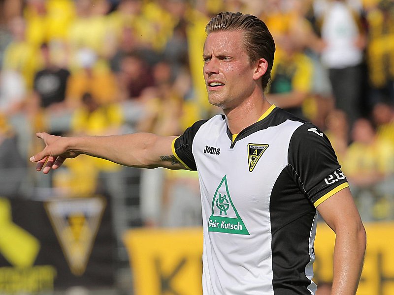 Die vielen Fehler überraschen ihn: Alemannia-Abwehrchef Peter Hackenberg.