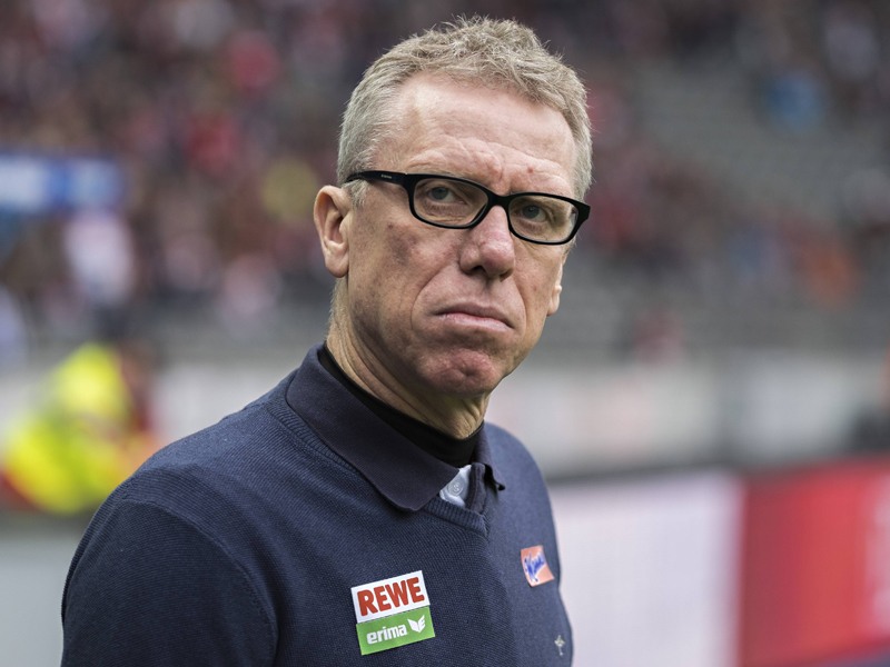 Vor der hohen Hürde Hoffenheim Kölns Coach Peter Stöger.