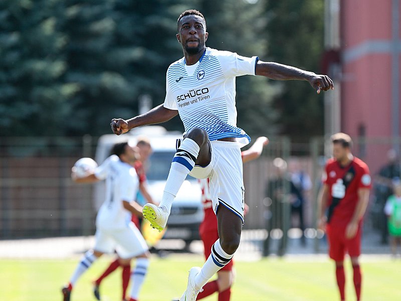 Schoss die Arminia zum Sieg: Doppeltorschütze Prince Osei Owusu.