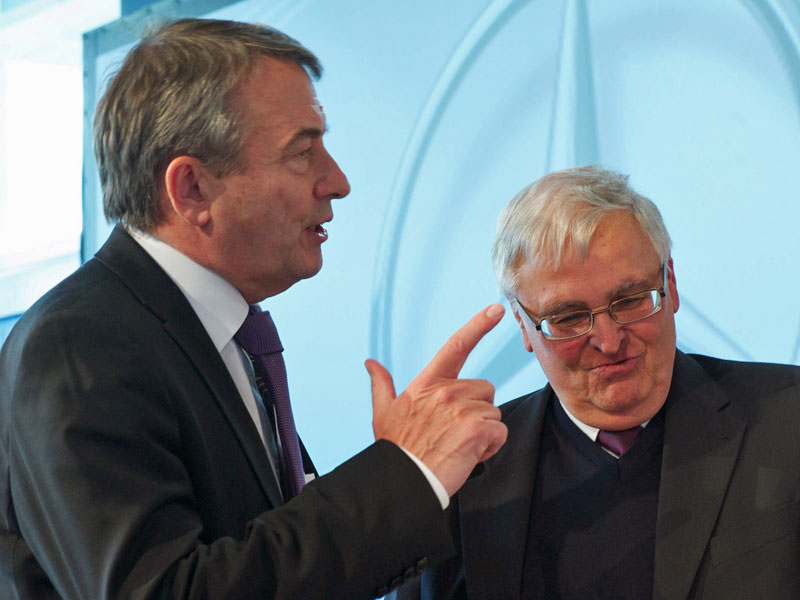 Ein Bild aus besseren Tagen: DFB-Präsident Wolfgang Niersbach (l.) und Theo Zwanziger.