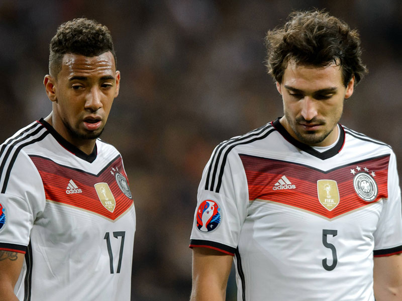 Der eine fällt zweimal, der andere einmal aus: Mats Hummels (r.) und Jerome Boateng.