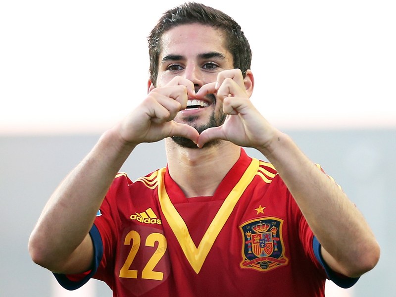 Ein Herz für Spanien: Malagas Jungstar Isco traf gegen die Niederlande und sandte Grüße in die Heimat.