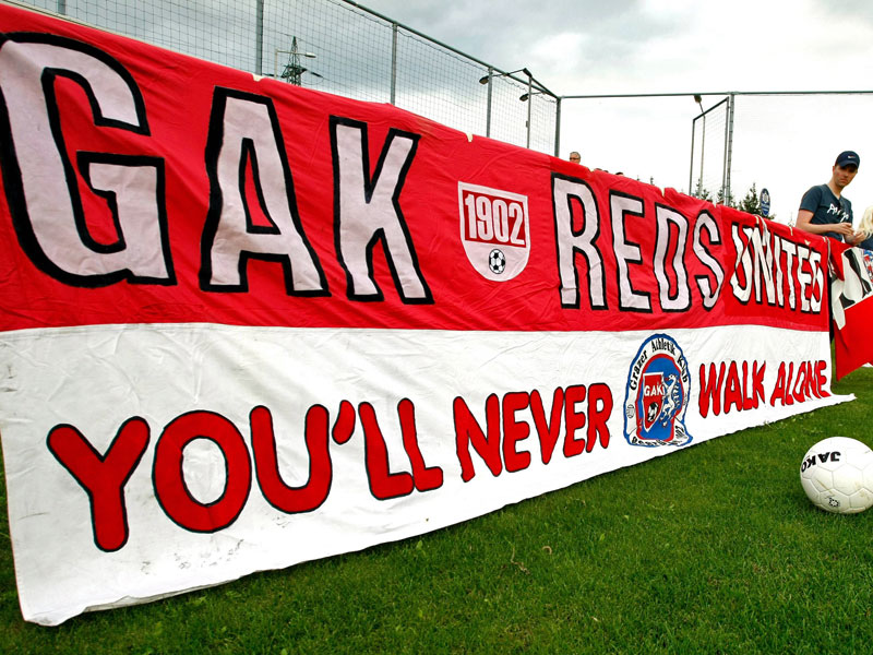 Leidtragende des Finanz-Chaos: Die GAK-Fans müssen einen weiteren Insolvenzantrag akzeptieren.