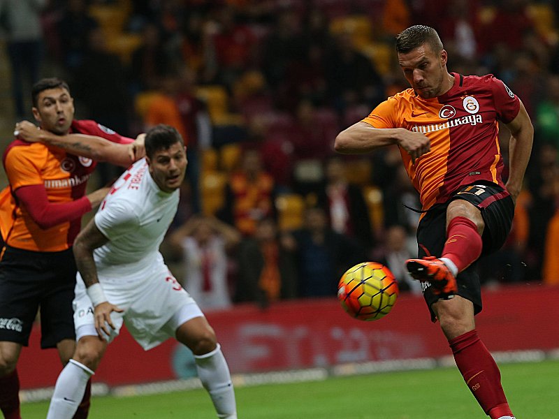 Traf gegen Antalyaspor zur zwischenzeitlichen 2:1-Führung: Weltmeister Lukas Podolski.