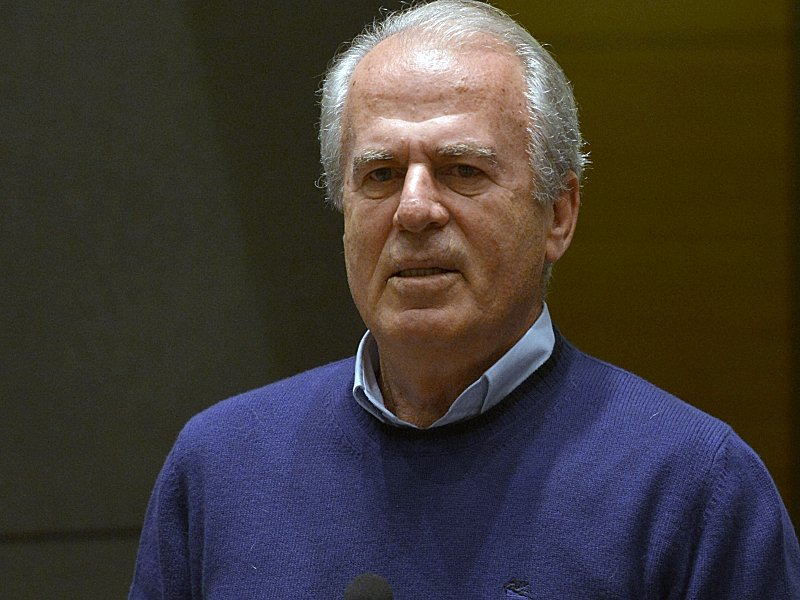 Zum dritten Mal Coach von Cimbom: Mustafa Denizli.